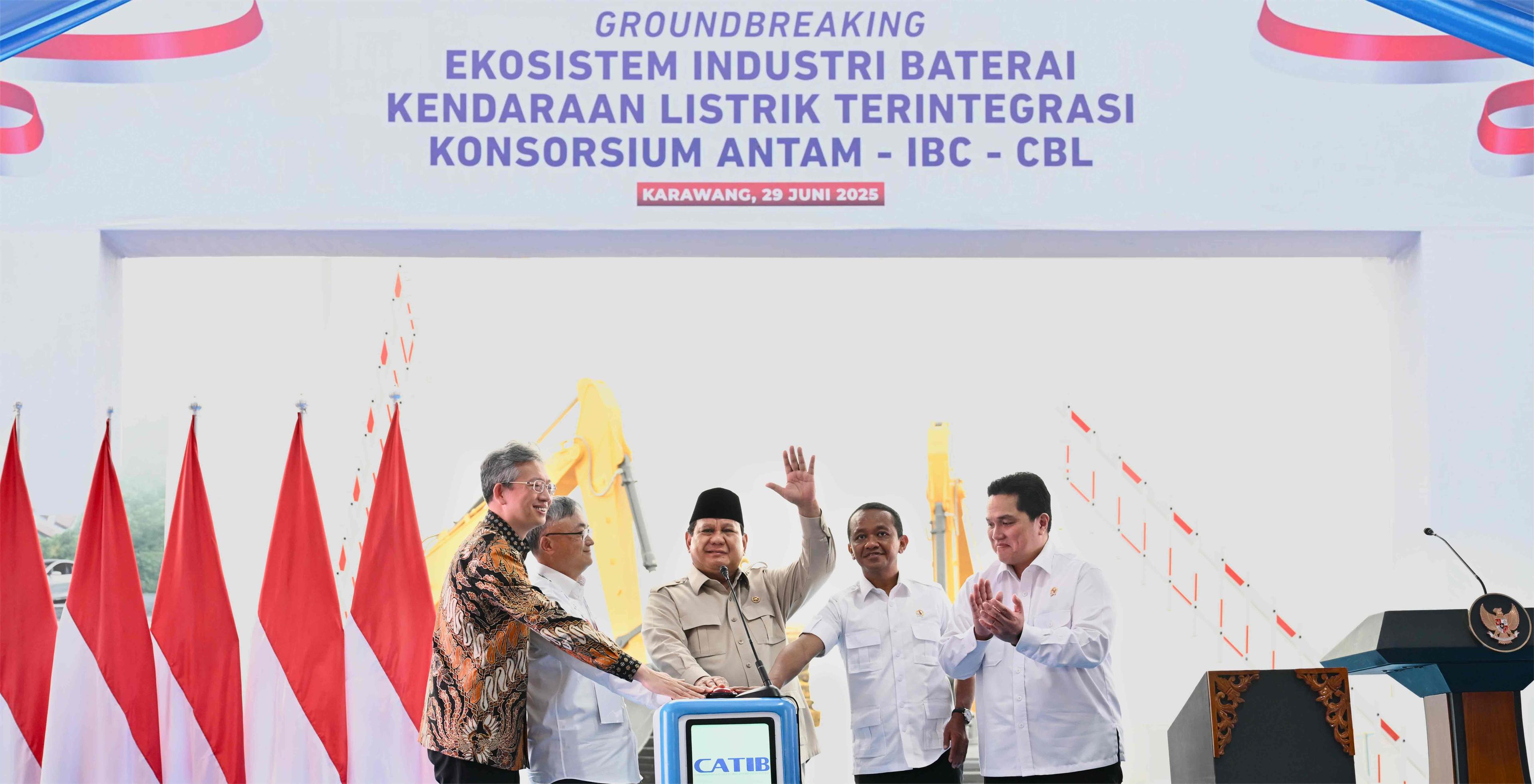 Presiden RI Hadiri Groundbreaking Ekosistem Industri Baterai Kendaraan Listrik di Karawang Artha Industrial Hill